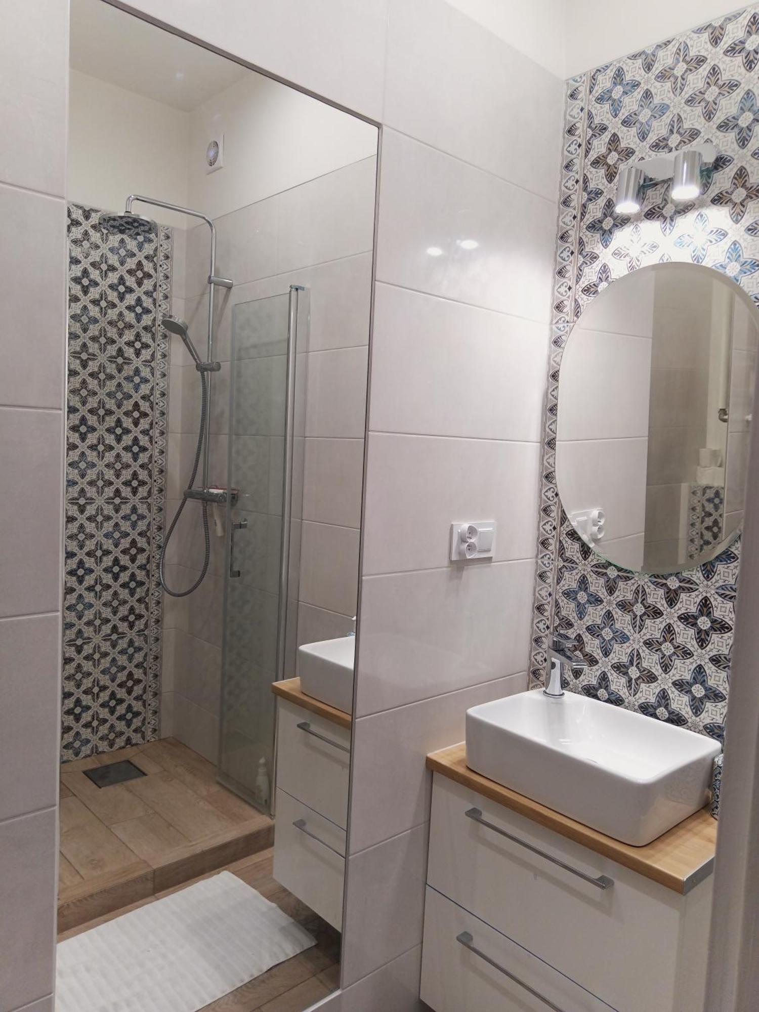 Apartament Na Przedmiesciu By Apartamenty Na Dni Wrocław Kültér fotó